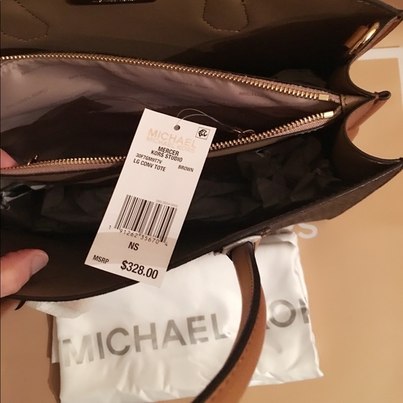 NWT LG CONV Tote - Picture 4 of 6